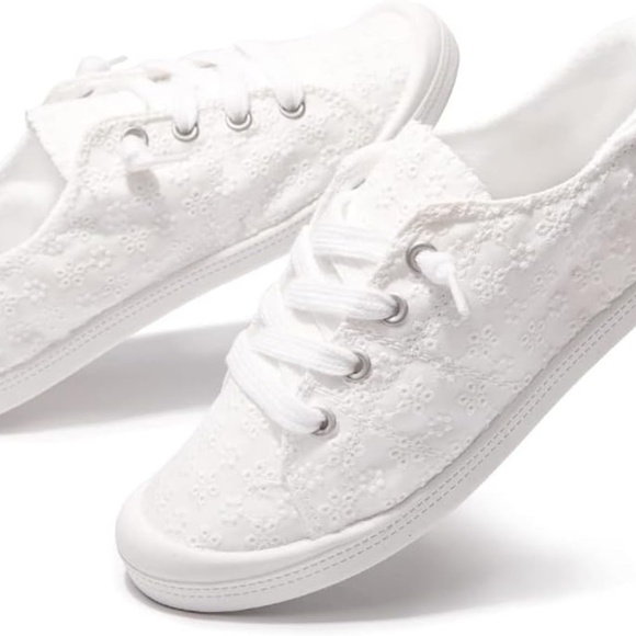 Women's Slip On Canvas Sneaker Low Top Casual Walking Shoes Classic Comfort Flat - Picture 5 of 6